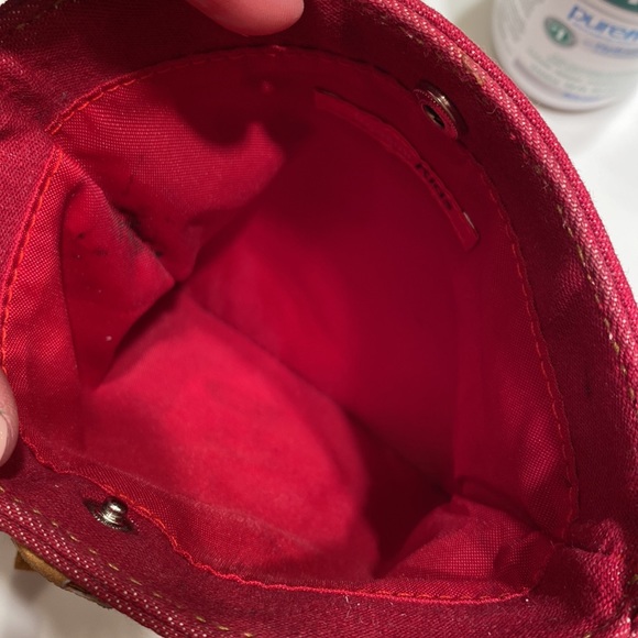 Small Red Denim w Suede Fringe & Embroidered Flower Crossbody Shoulder Bag NWOT - Picture 7 of 16